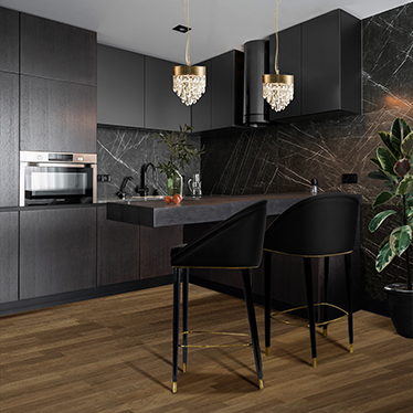 MALAY BAR CHAIR, NAICCA PENDANT LIGHT